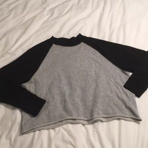 Cropped H&M Sweatshirt